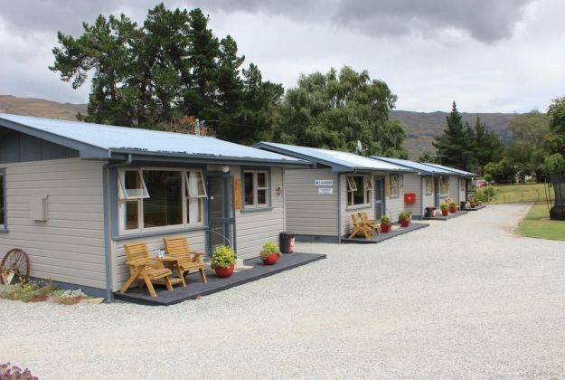 Roxburgh Clutha Top 10 Holiday Park